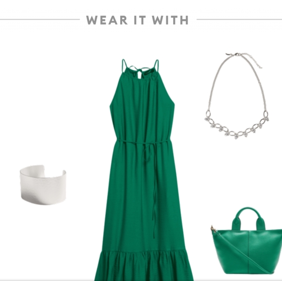 Beautiful Green Maxi Dress - Picture 5 of 8